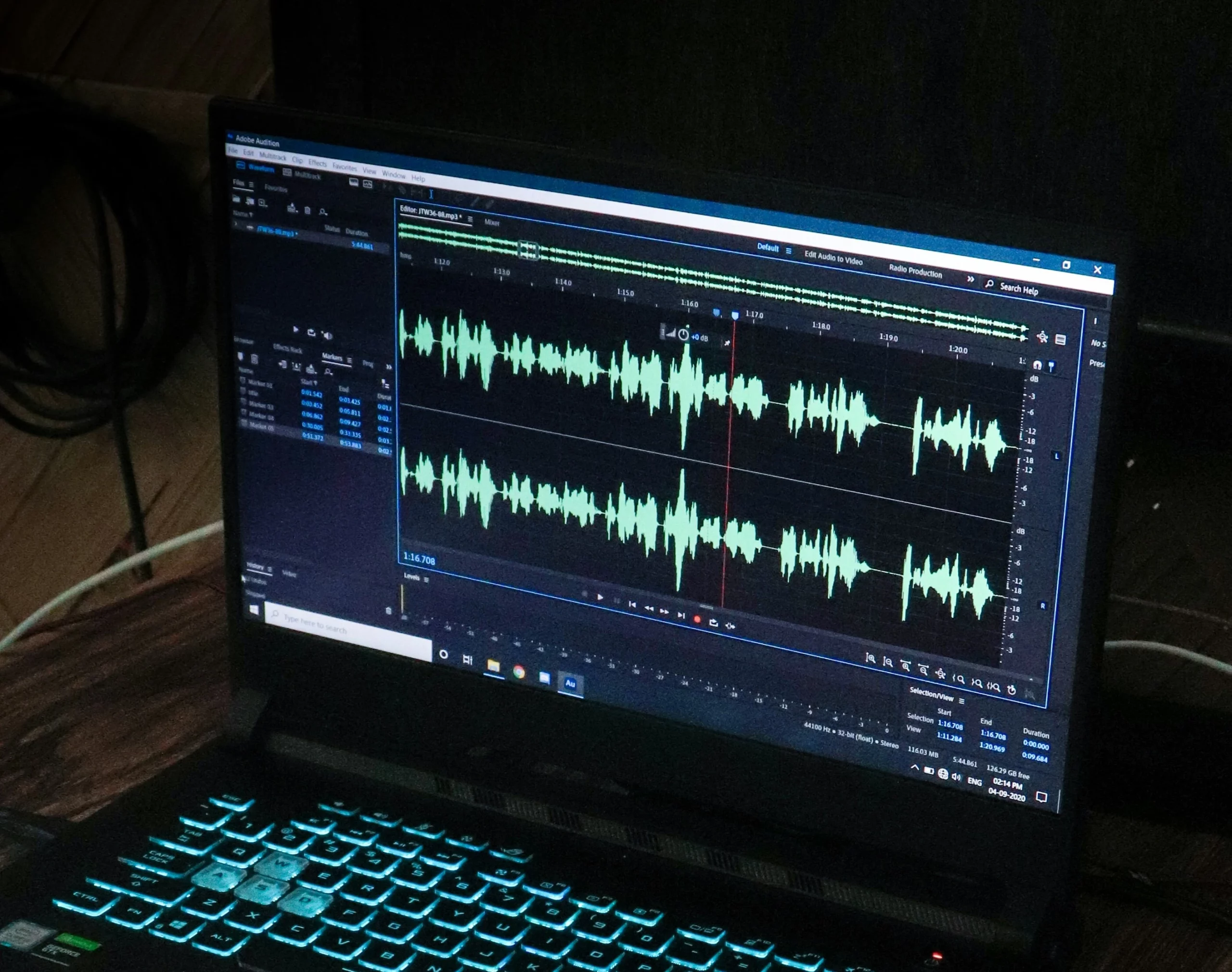 Visualisation d’un enregistrement audio représentant une voix exploitée sans autorisation